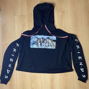 Friends crop hoodie